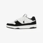 Trainers white